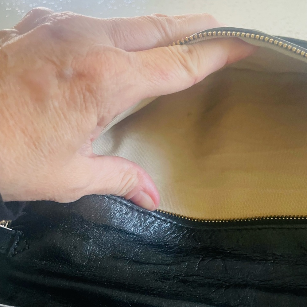Tory Burch Black and Gold Leather Wristlet - Picture 8 of 8